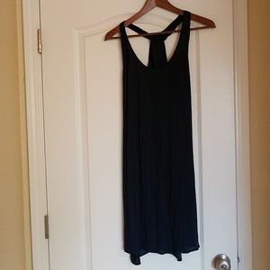 Light weight dress, small side slits